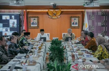 Mensos Tegaskan Pelaku Korupsi di Kemensos Bakal Dikejar hingga Pensiun