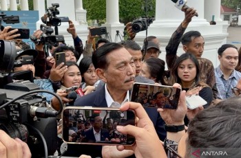 Kompak Irit Bicara, Luhut dan Chatib Basri Tiba-Tiba Datangi Prabowo di Istana, Ada Apa?