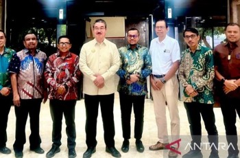 Dorong Kesejahteraan Petani, Mentan Amran Sulaiman Setujui Hilirisasi Kelapa dan Ubi Kayu di Maluku