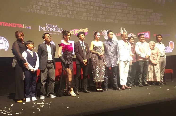 Para Pemain Film 'Dukun Magang'. (mia)