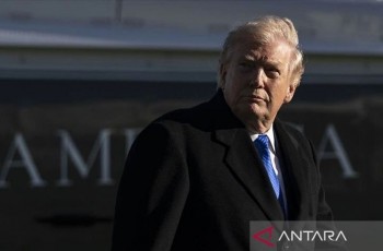 Trump Ancam Kenakan Tarif Impor 100 Persen bagi Negara Pengumpul Pajak Digital