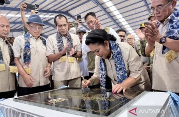 Sokong Swasembada Pangan, Titiek Soeharto Resmikan Gudang Bulog 3.500 Ton di Kalsel