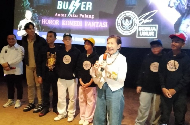 Para Pemain Film 'Ghost Buzzer: Antar Aku Pulang'. (mia)