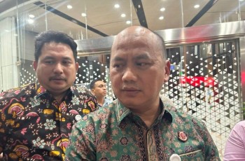 Rumah Digeledah dan Emas 74 Kg Disita, Jampidsus Febrie Adriansyah Mundur dari Jabatan