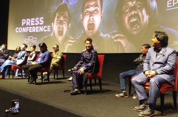 Bikin Heboh! 8 Asisten Jirayut Temani Syuting Film Horor 'Cek Khodam'