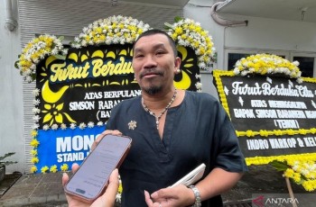 Mongol Stres Kenang Mendiang Temon Templar sebagai Mentor dan Sahabat Rendah Hati