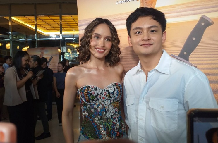 Cinta Laura dan Randy Martin. (mia)