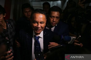 Sebut Wartawan "Tak Punya Otak", Hotman Paris Didesak Minta Maaf oleh SWSI