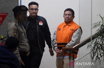 KPK Duga Bupati Lombok Barat Kumpulkan Uang Ratusan Juta Jelang Lebaran 2025 dan 2026