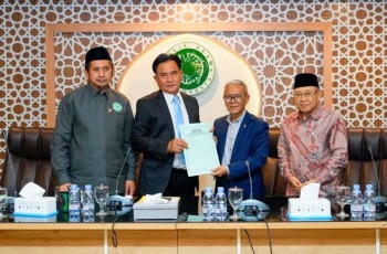 Yusril Klarifikasi Deportasi Abdul Karim ke MUI, Komitmen RI untuk Palestina Tetap Kuat
