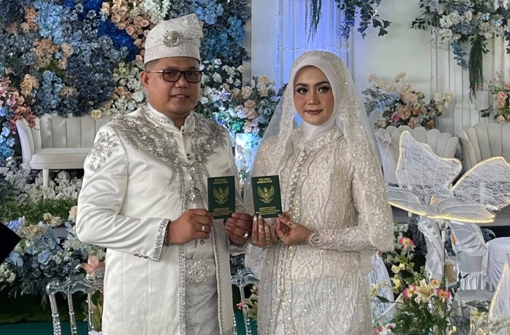 Pernikahan Andrigo Indra Kurniawan dan Tengku Titin Indrasari. (ist)