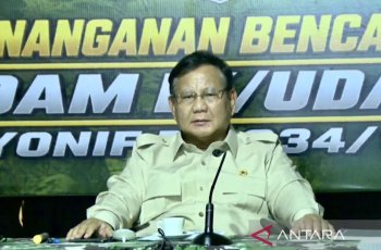 Tiba di NTT, Presiden Prabowo Pimpin Rapat Penanganan Bencana Gempa di Nagekeo