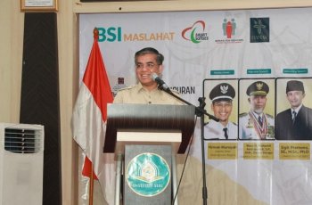 Menaker Yassierli: Lulusan Perguruan Tinggi Wajib Kuasai Keterampilan Digital dan AI