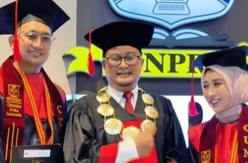 Selamat! dr. Reza Gladys dan dr. Attaubah Mufid Raih Gelar M.Biomed, Sandang Predikat Cumlaude