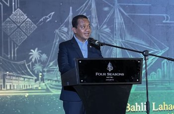 Menteri ESDM Bahlil Lahadalia Pastikan Stok BBM Nasional Aman di Tengah Antrean SPBU Makassar