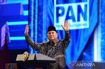 Prabowo Dilarang Joget di HUT PAN, Sebut Rakyat Indonesia Suka Joget