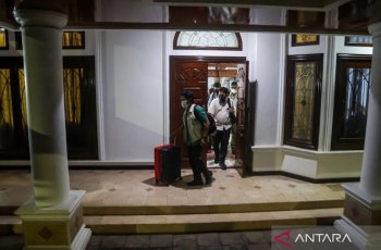 KPK Temukan Bukti Aliran Uang Saat Geledah Rumah Dirjen ATR/BPN