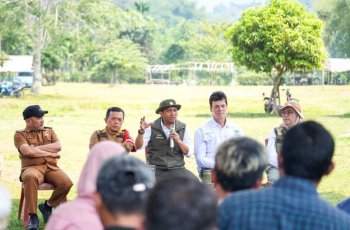 Menhut Raja Antoni: Perhutanan Sosial Buat Perdagangan Karbon Lebih Inklusif