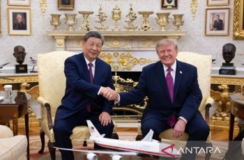 Trump Desak Xi Jinping Perbaiki Hubungan dengan Jepang dan Cabut Pembatasan Ekspor
