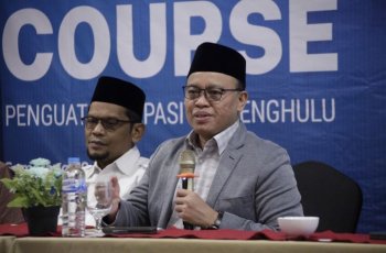 Kemenag Minta Maaf Soal Penghulu Viral Tegur Fotografer, Tegaskan Layanan Nikah Harus Santun