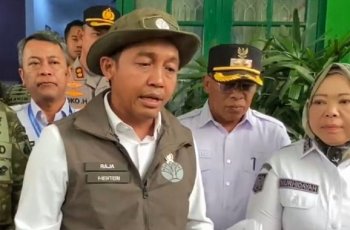 Menhut Optimalkan Operasi Modifikasi Cuaca dan Water Bombing untuk Atasi Karhutla Kalteng