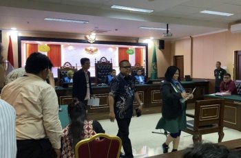 Denny Indrayana Cabut Gugatan SK Penyetaraan Ijazah Gibran di PTUN Jakarta